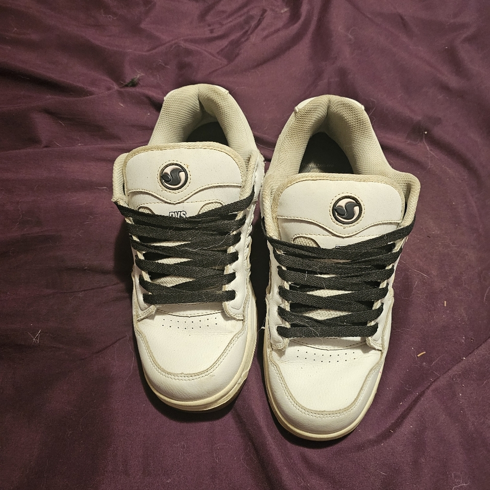 Dvs Enduro Heir size 10